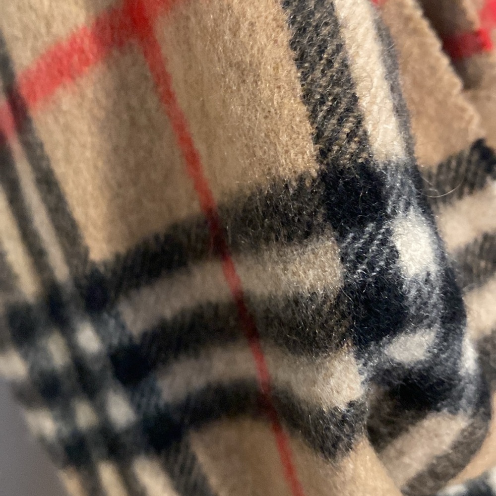 BURBERRYS Tan Plaid Scarf 100% Cashmere (EUC AUTHENTIC VINTAGE) - Picture 8 of 11